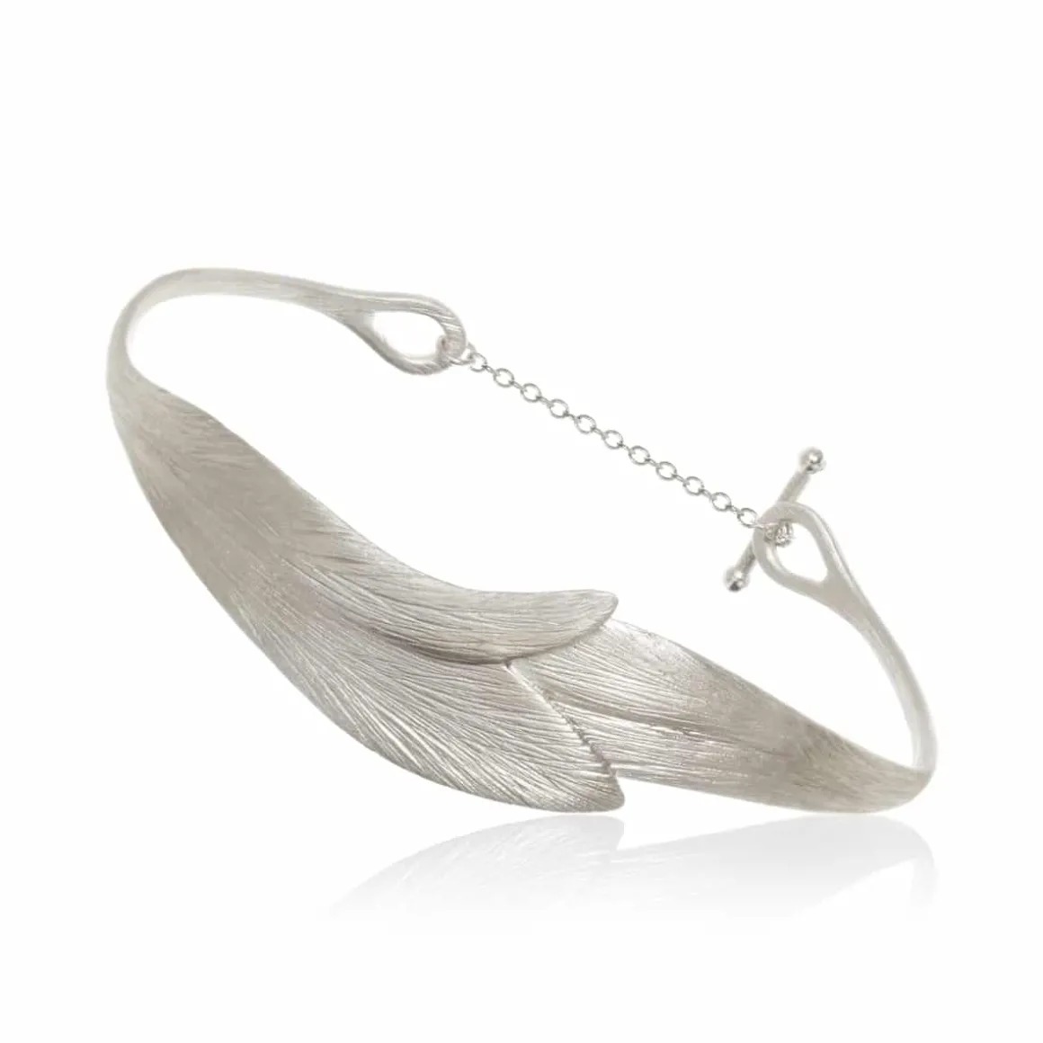 dulong_armring_aura_slv_0.webp DULONG ARMRING AURA SØLV