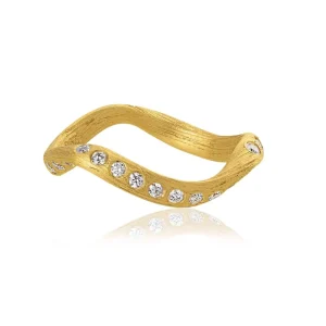 DULONG RING VEGA GULTGULL MED DIAMANTER