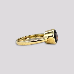 HELLMAN VINTAGE RING MED GRANAT