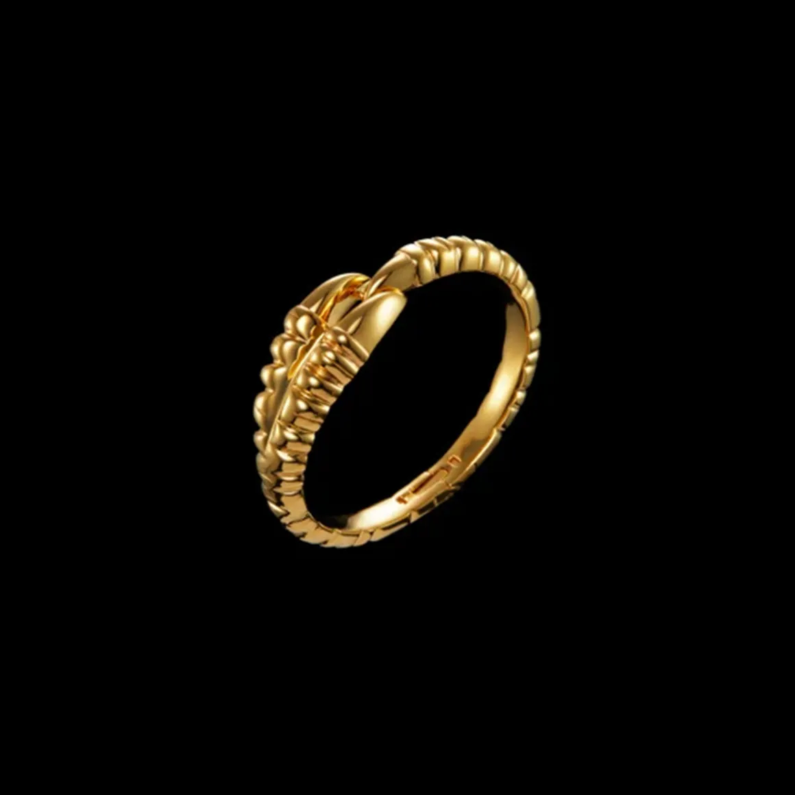 maria_nilsdotter_armbnd_c_2.webp MARIA NILSDOTTER ARMBÅND CLAW CUFF
