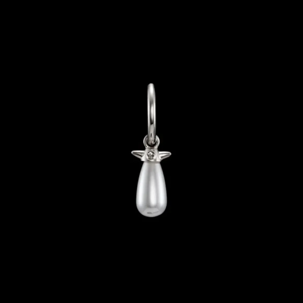 maria_nilsdotter_redobber_2-1.webp MARIA NILSDOTTER ØREDOBBER PEARL TEAR
