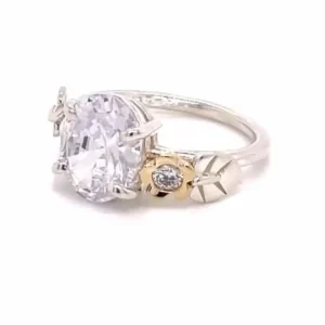 RIKKE HARSHEIM RING MED BLADER OVAL STEN OG GULLBLOMST SMAL RINGSKINNE 2MM